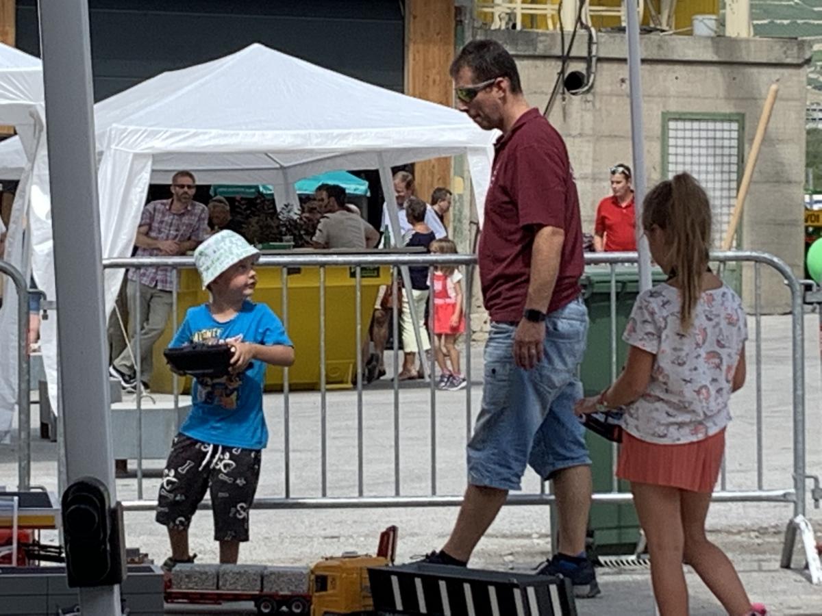 2019-08-31-133000