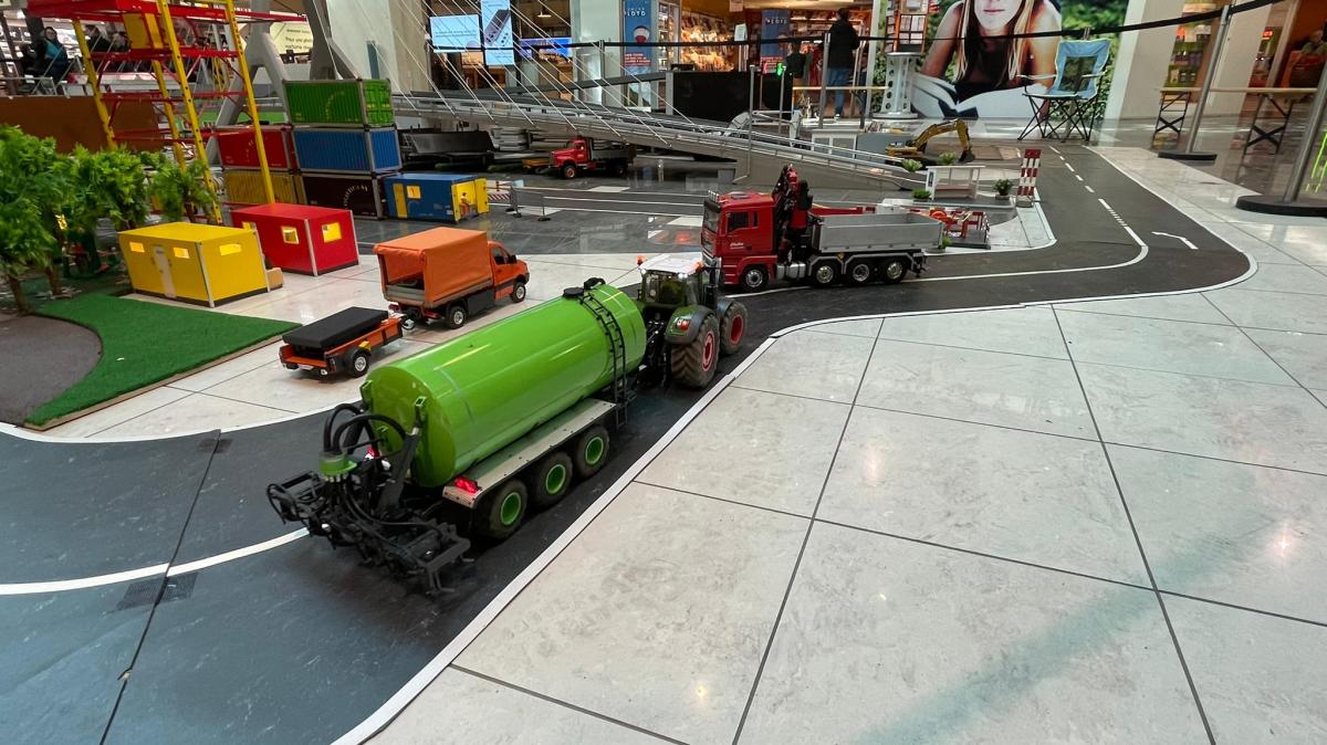 D95D1863-99E8-476A-8C07-E8A565DB94B5