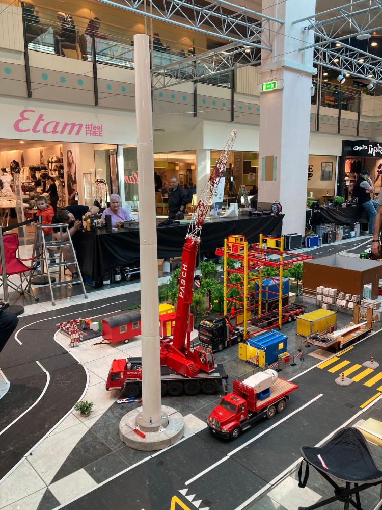 2BDCE86B-5A82-4A7C-BAF0-A9B8E0ADA96D