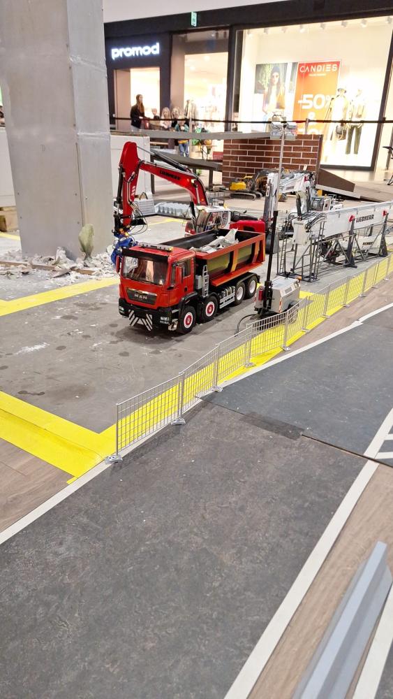 PHOTO-2025-02-25-18-02-03