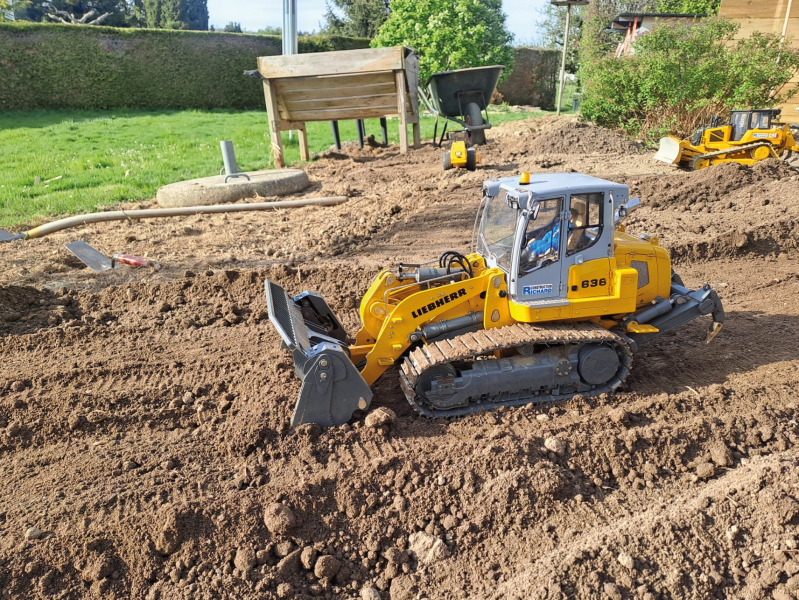 Liebherr-636